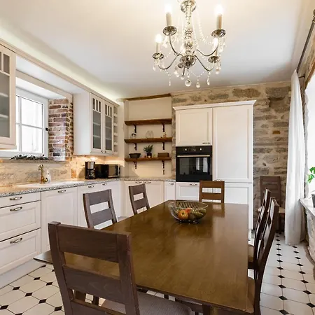 Airhome - Vaimu Tallin