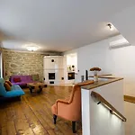 Airhome - Vaimu Daire